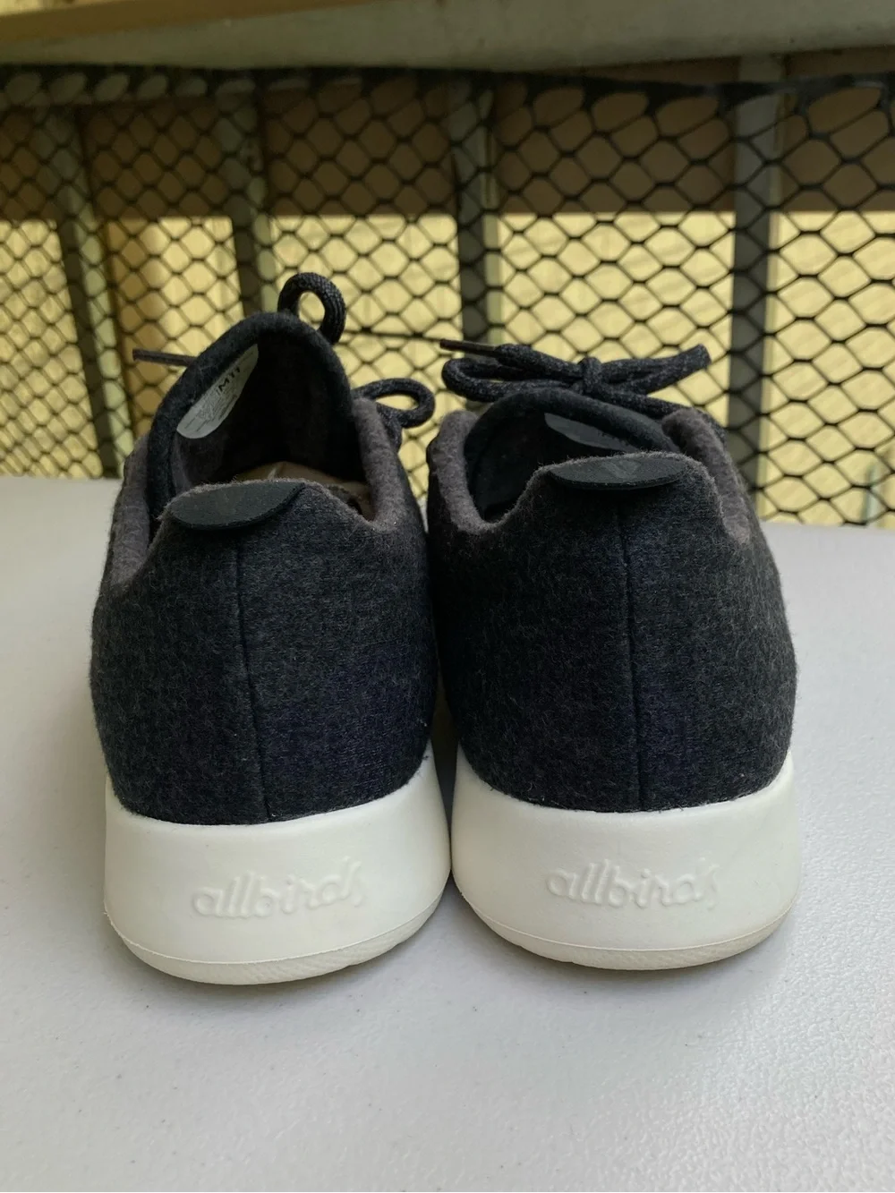 Allbirds Men's Size 11 Wool Runners Mizzles Merino Wool Dark Grey Sneakers